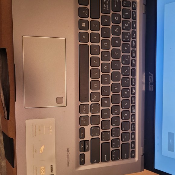 ASUS Vivobook 14 " Laptop Notebook - Picture 4 of 9